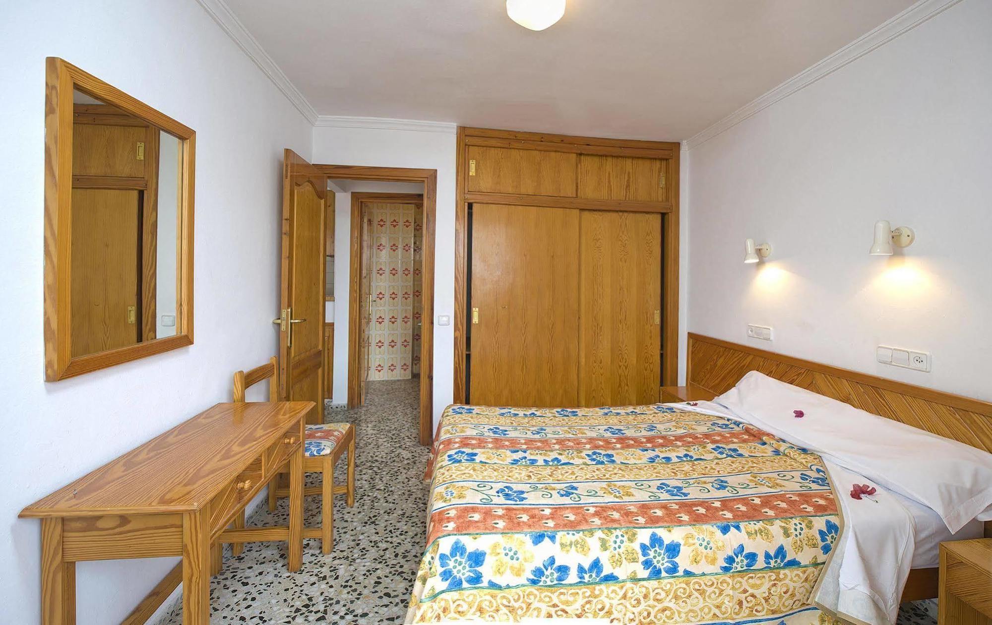 Apartamentos Green Line Bon Sol - Ab Group Playa d'en Bossa Extérieur photo